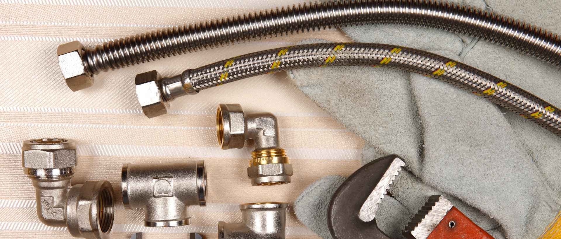 Emergency plumbers RM4