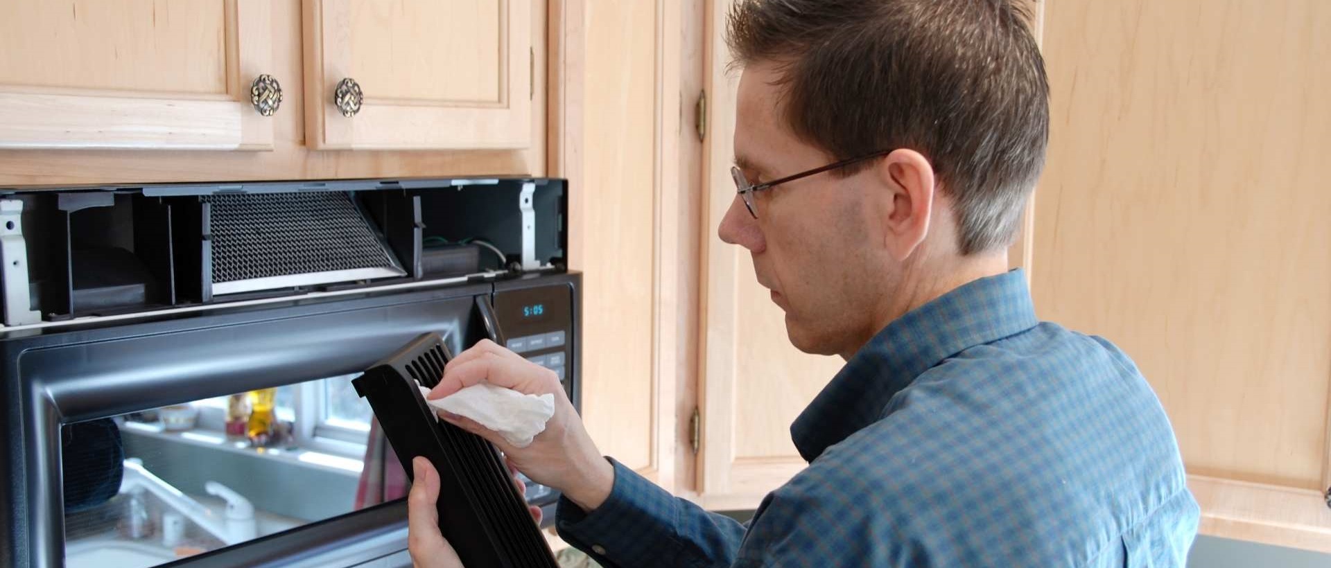 Kitchen fitters RM4
